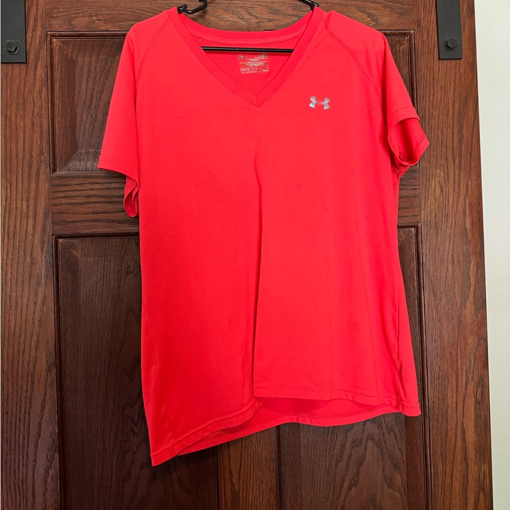 Under Armour t-shirt